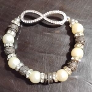 Silver Tone Infinity Faux Pearl Bead Stretch Bracelet Women's Fashion Jewelry